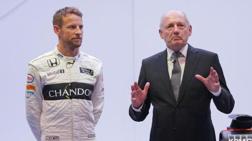 McLaren destituye a Ron Dennis