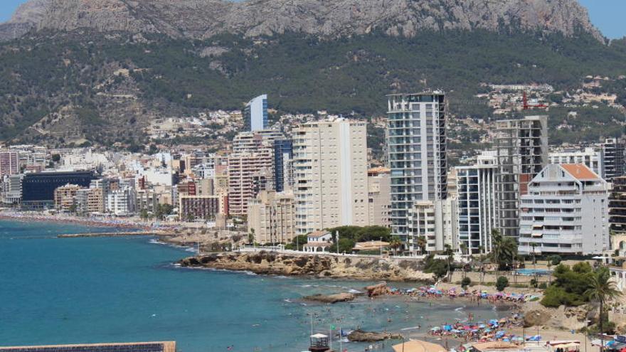 Calp frena las torres en primera línea