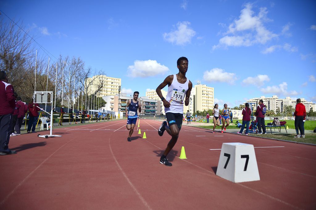 Pruebas de atletismo nacional en la pista de atletismo de Cartagena este domingo