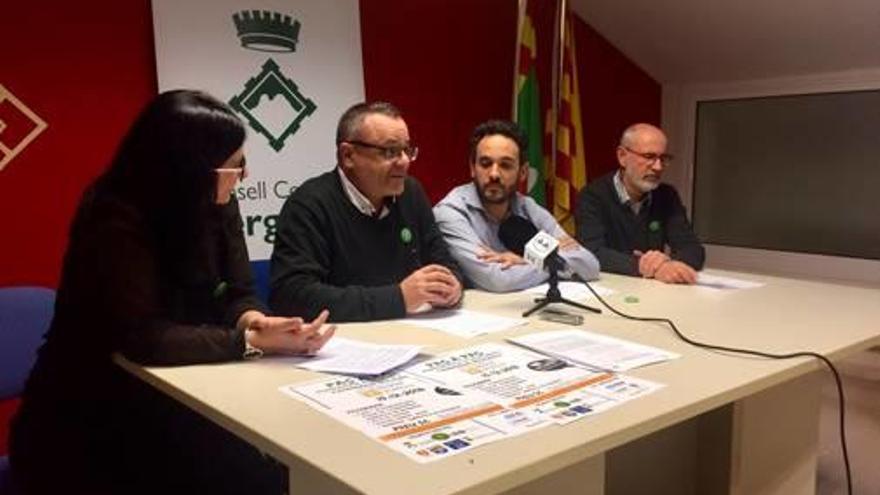 Els responsables de la iniciativa durant la presentació de la caminada