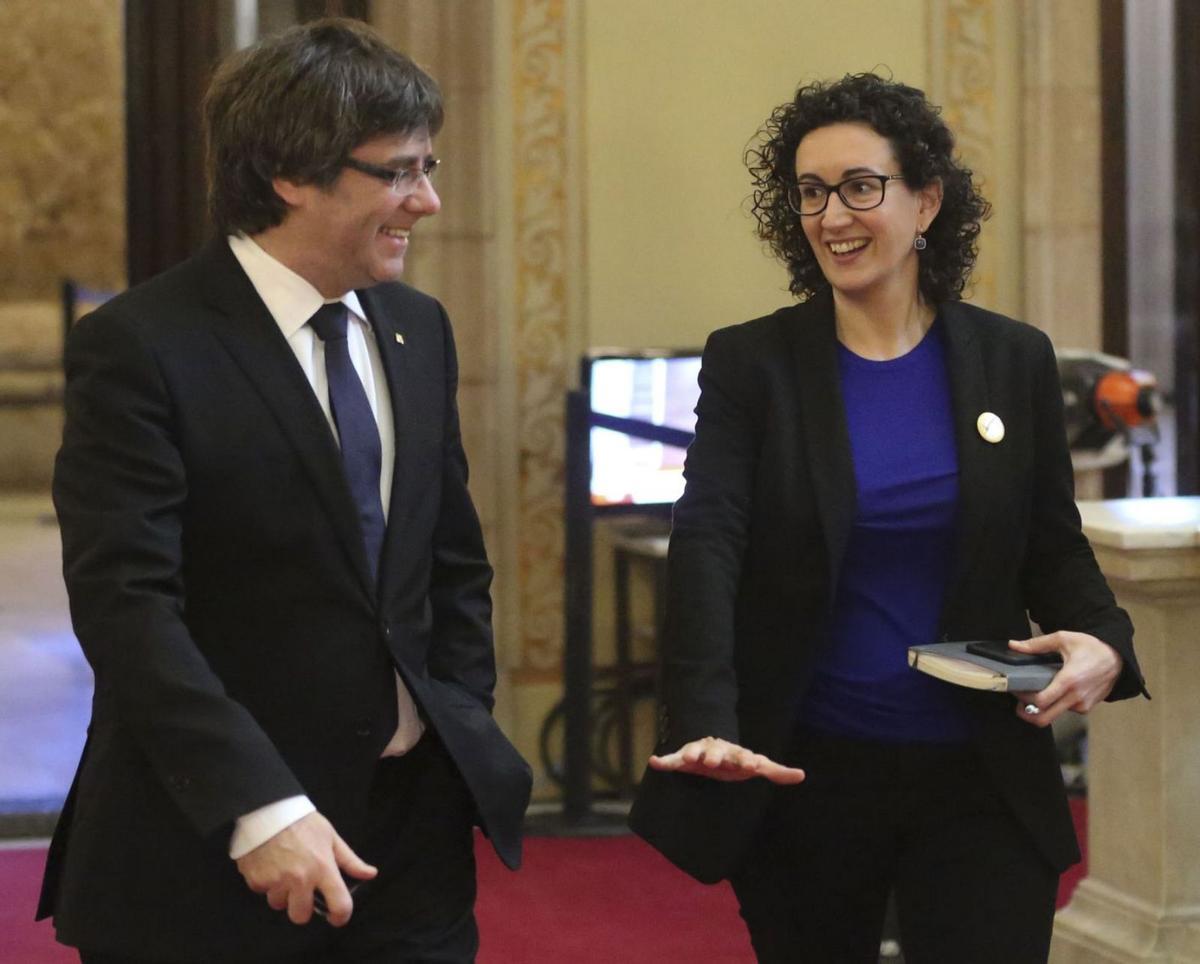 Puigdemont es va reunir amb Rovira per pactar la Mesa del Parlament