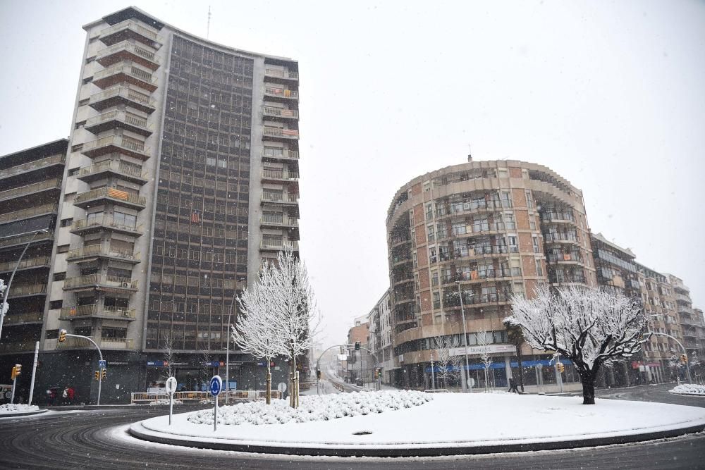 La neu arriba a Manresa