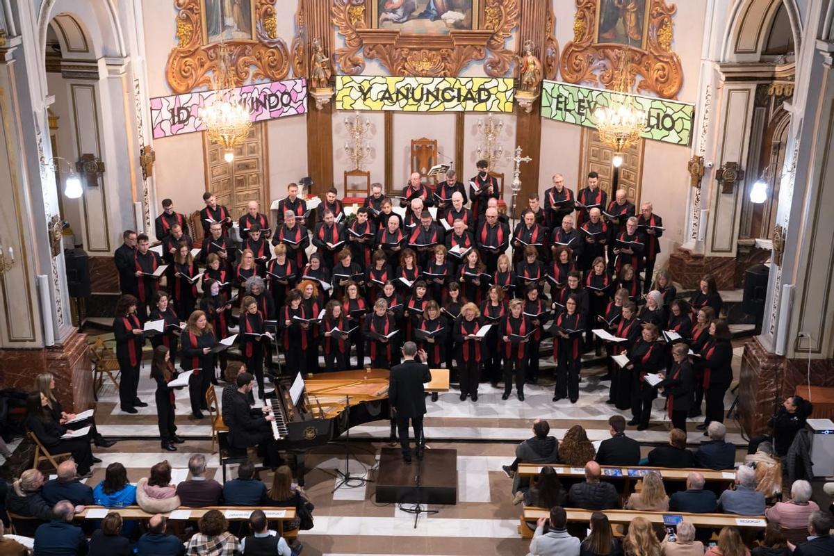 Medio centenar de personas están convocadas al concierto de l'Orfeó d'Aldaia el 23-J.