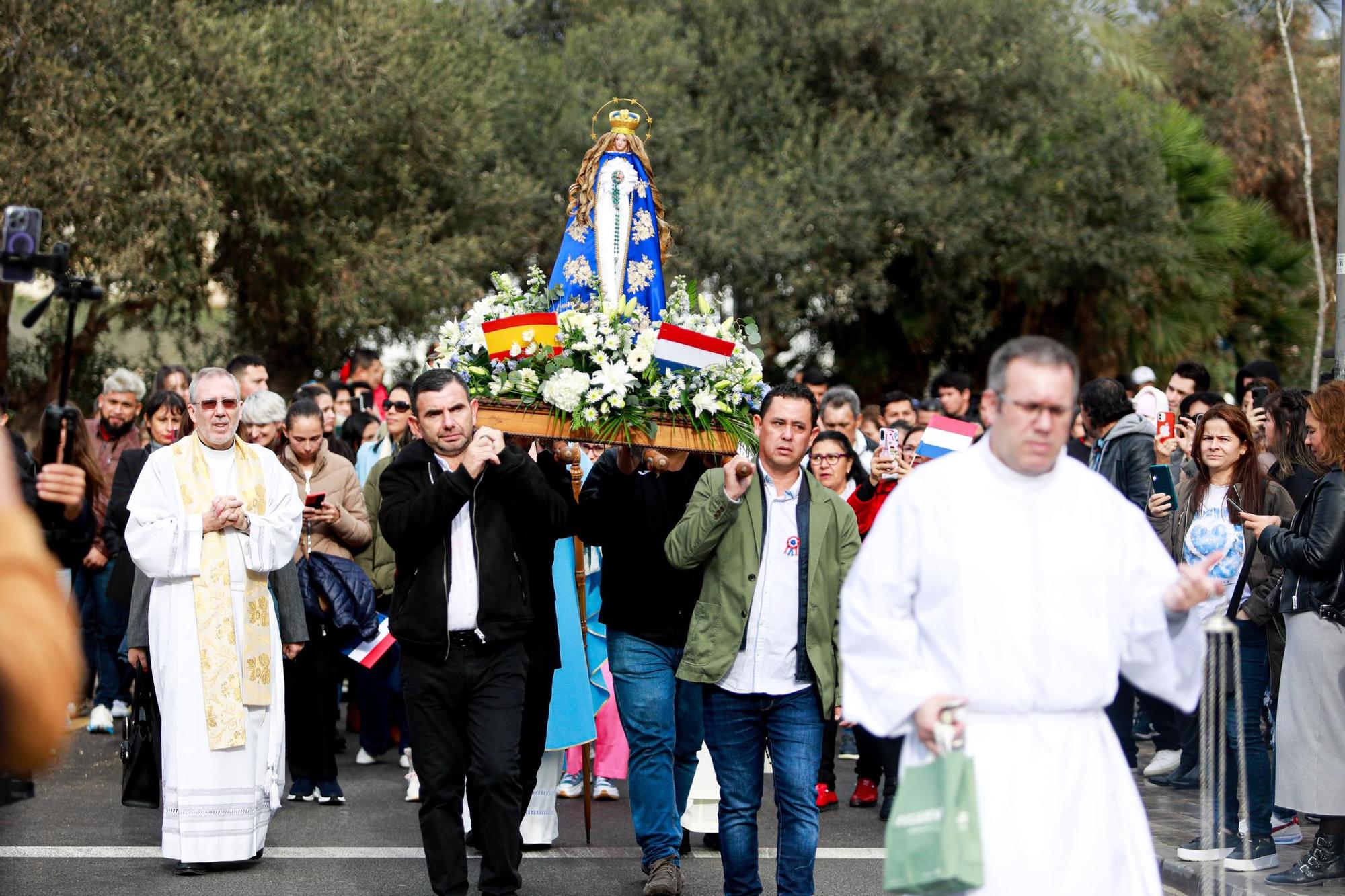 Mira aquí todas las fotos del día grande de la comunidad paraguaya en Ibiza