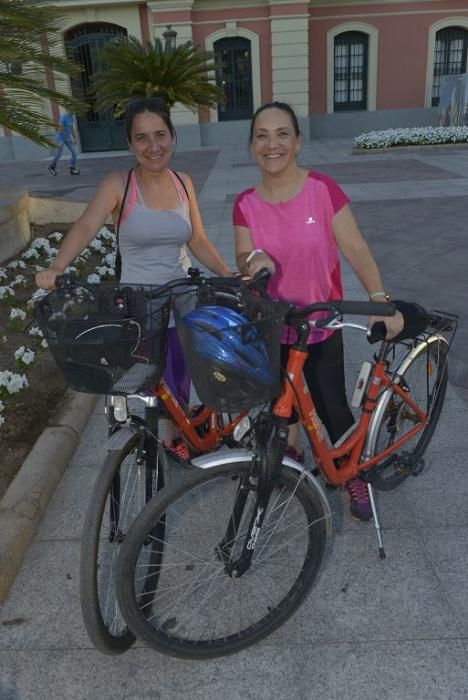 Ruta de bicicletas a la luz de la luna de Murcia