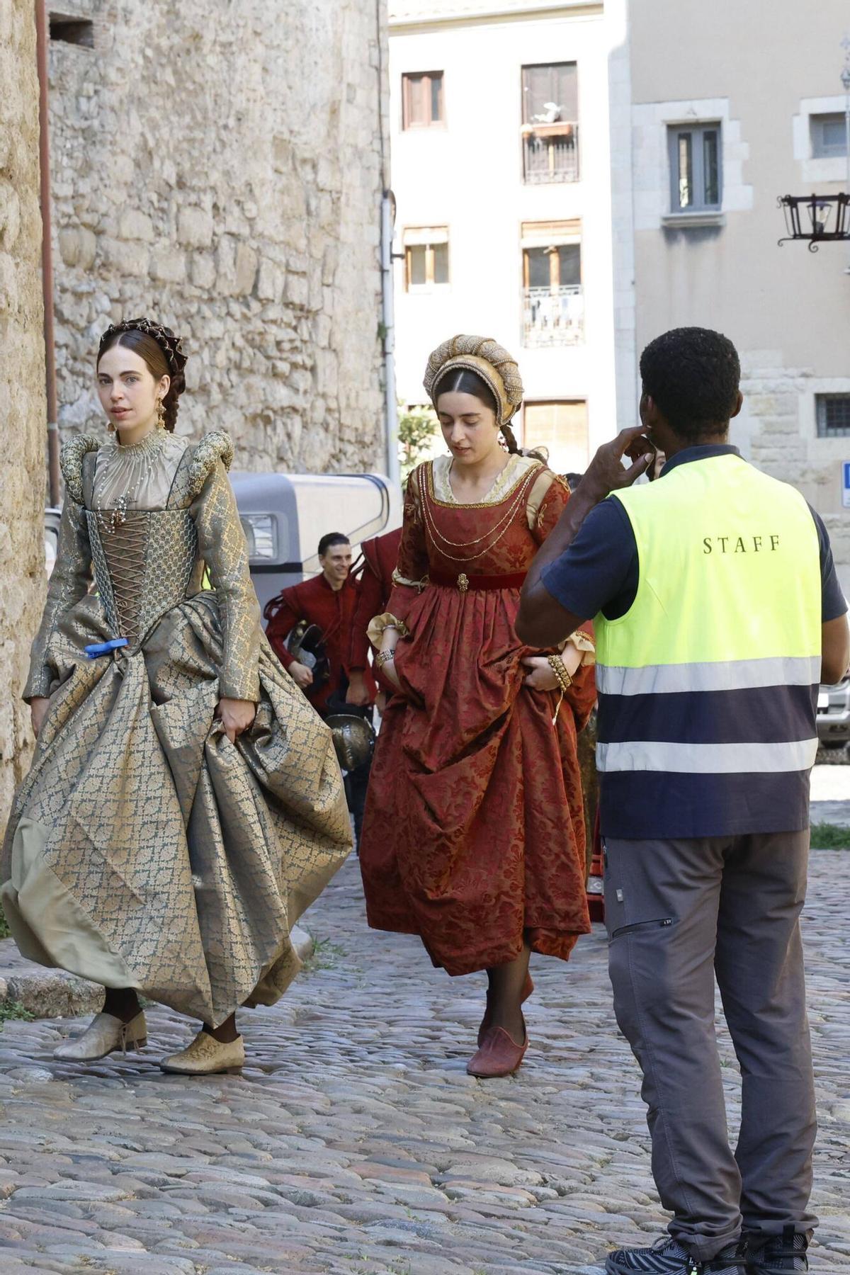 Les imatges d'un nova jornada del rodatge d''Enredados' a Girona