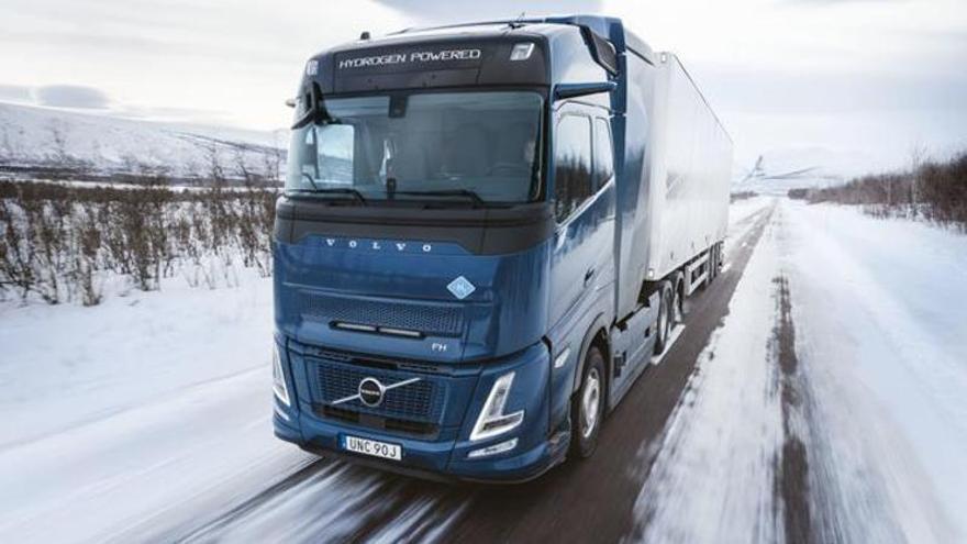 Volvo Trucks pone a prueba su camión de hidrógeno de larga distancia