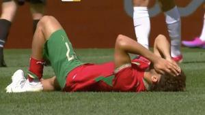 Abde se duele sobre el verde