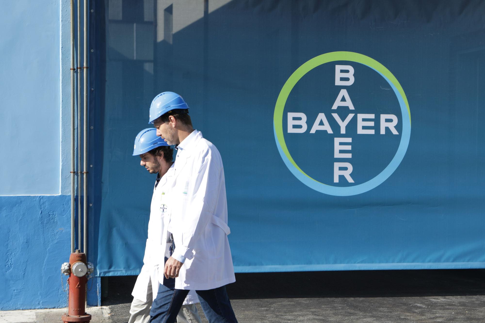 Bayer cumple 80 años en Langreo