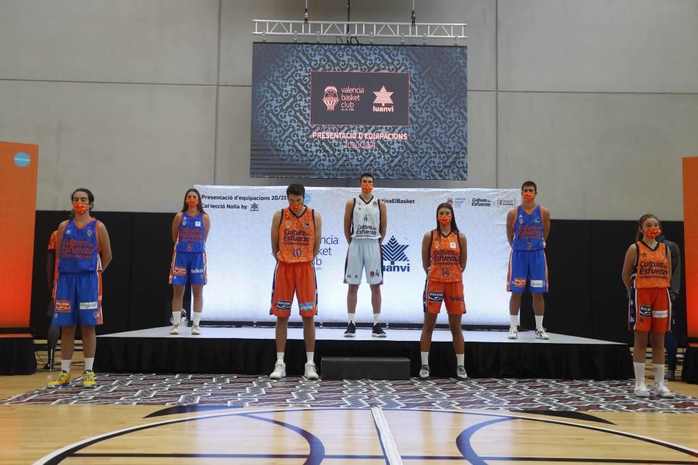 Presentación equipaciones del Valencia Basket