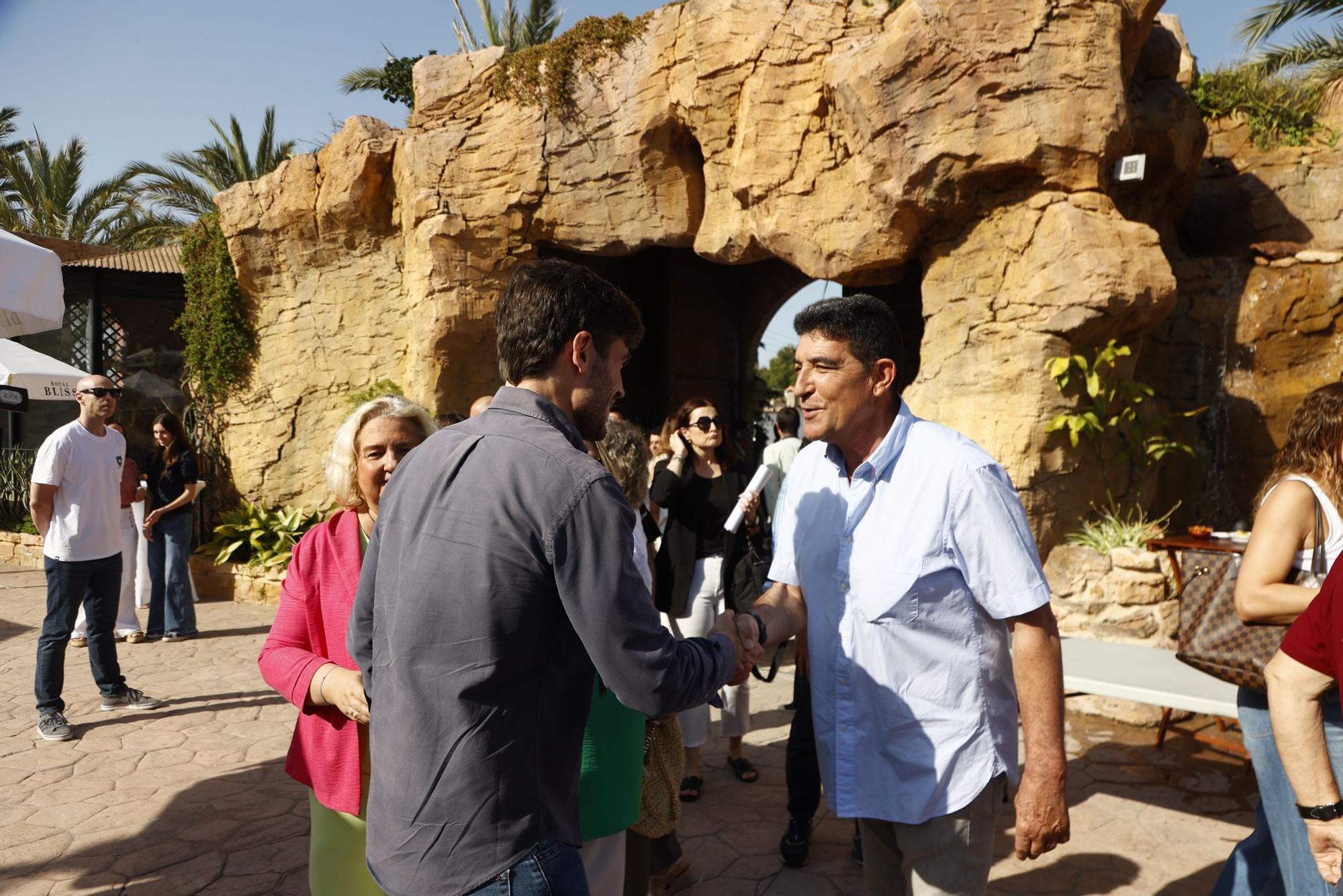Mazón y el resto de la cúpula del PP en la junta provincial de los populares en Nàquera