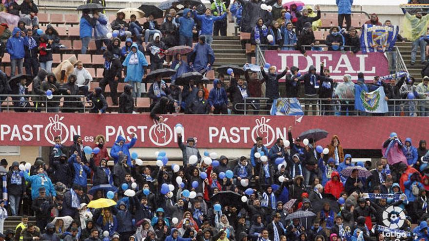 Imagen de la grada del Nuevo Los Cármenes en la jornada de ayer, llena de malaguistas.