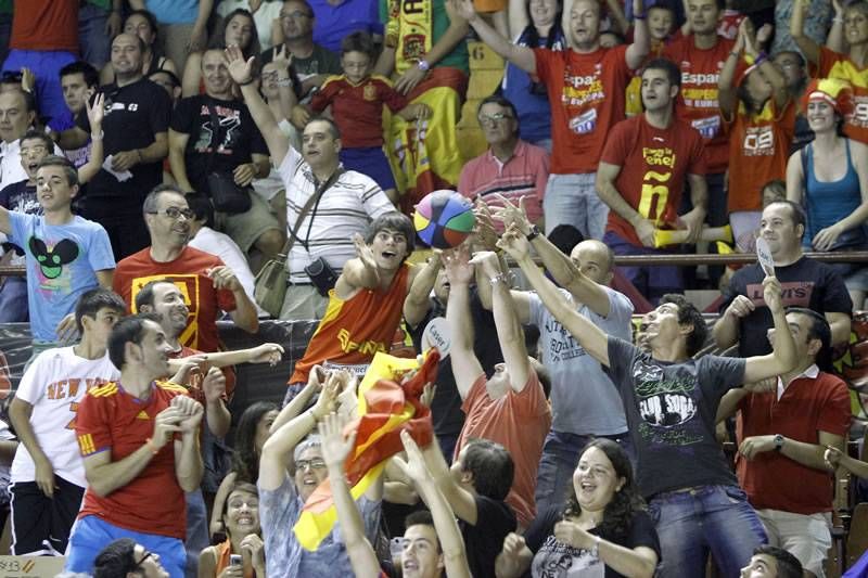 Fotogalería: Ambiente de lujo en el partido España-Macedonia