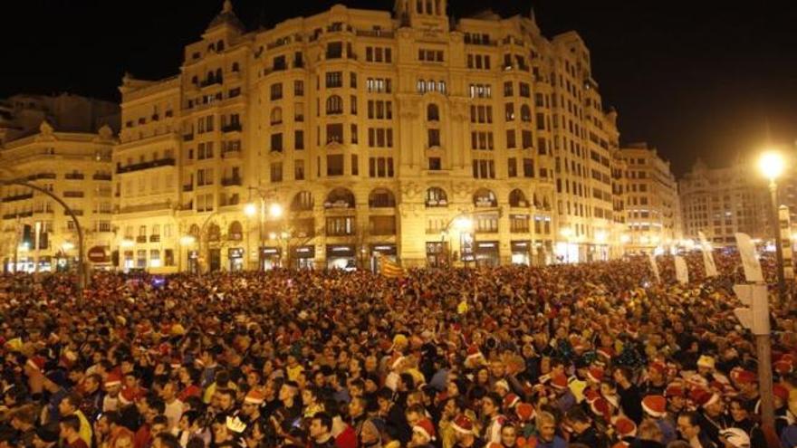 Corredores de la San Silvestre de Valencia, en el centro de la ciudad.