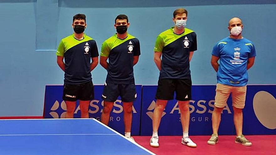 Jugadores del Murcia antes de un partido.