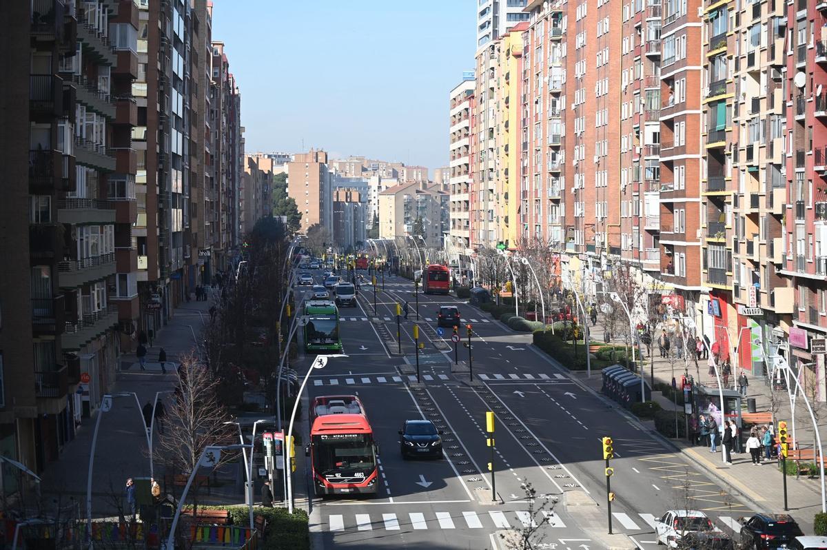 La avenida Navarra de Zaragoza, este martes.