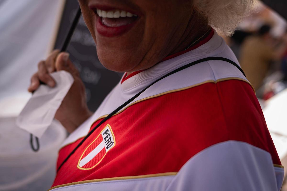 Fiesta de la comunidad peruana en Santa Cruz de Tenerife