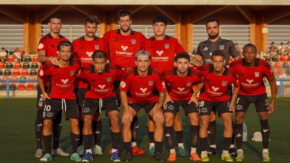 El once titular de la SD Formentera frente a la PE Sant Jordi.