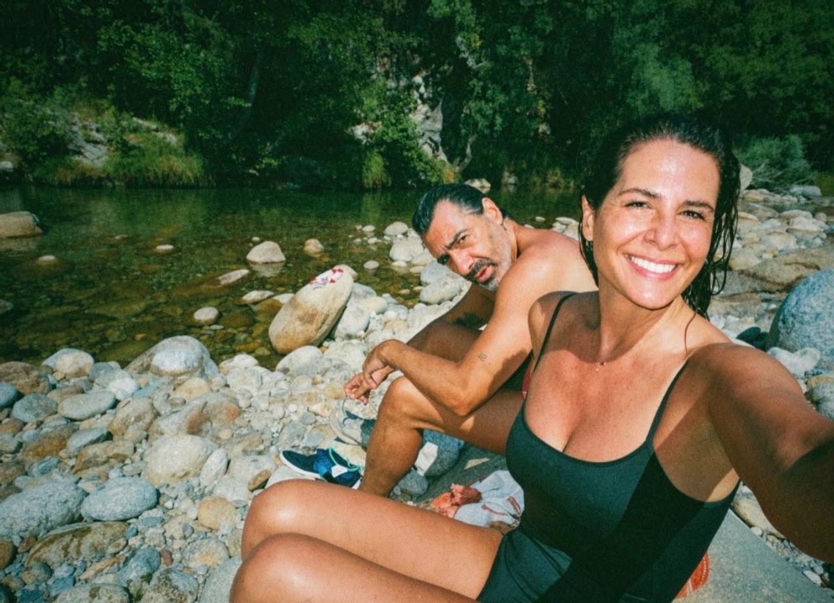 Nuria Roca y Juan del Val, en el río Tiétar