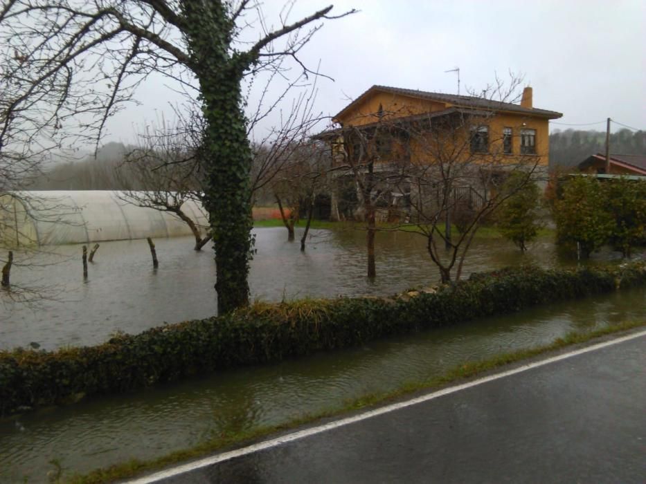 Casa inundada en Villamayor