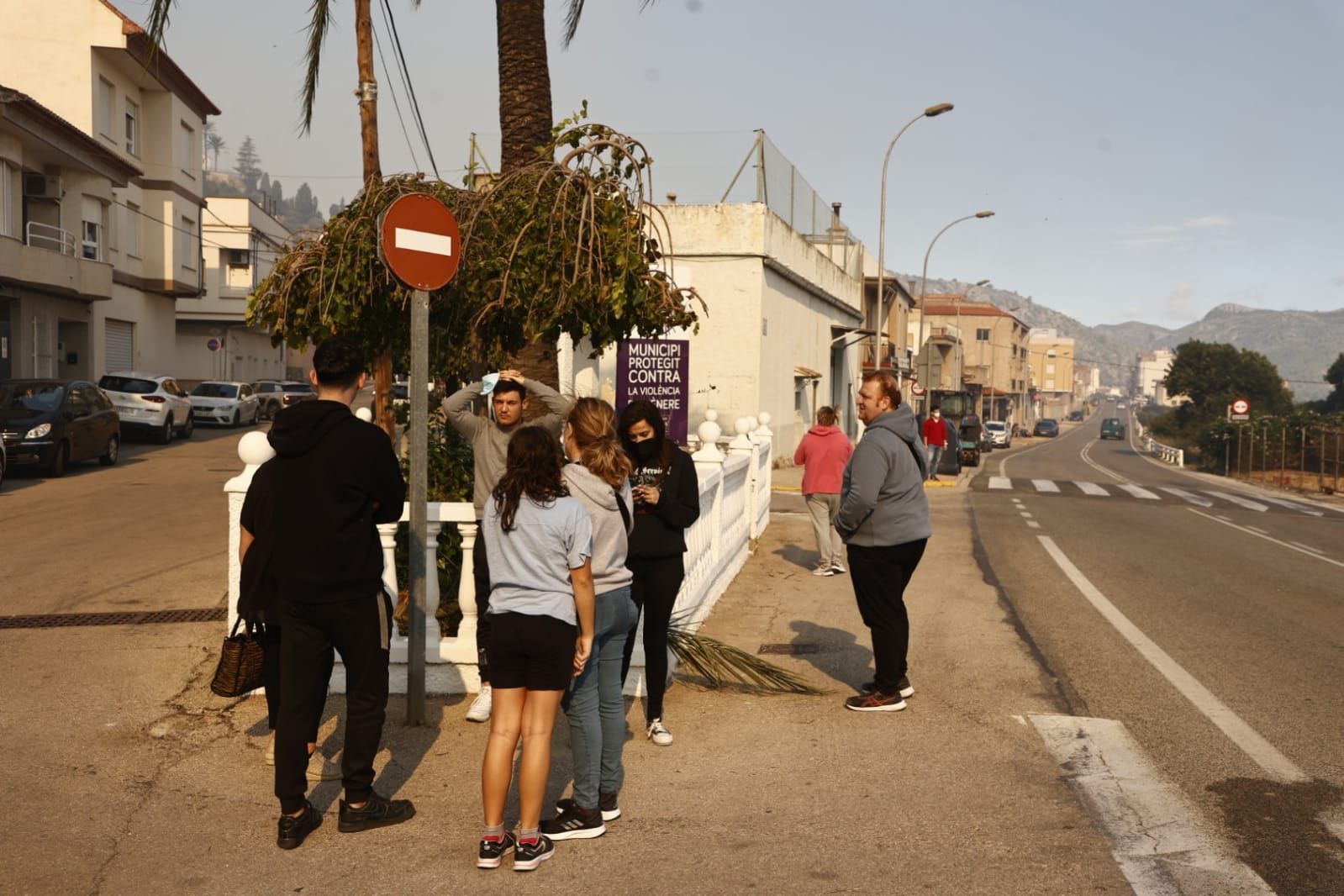 Los vecinos de Ador abandonan sus casas