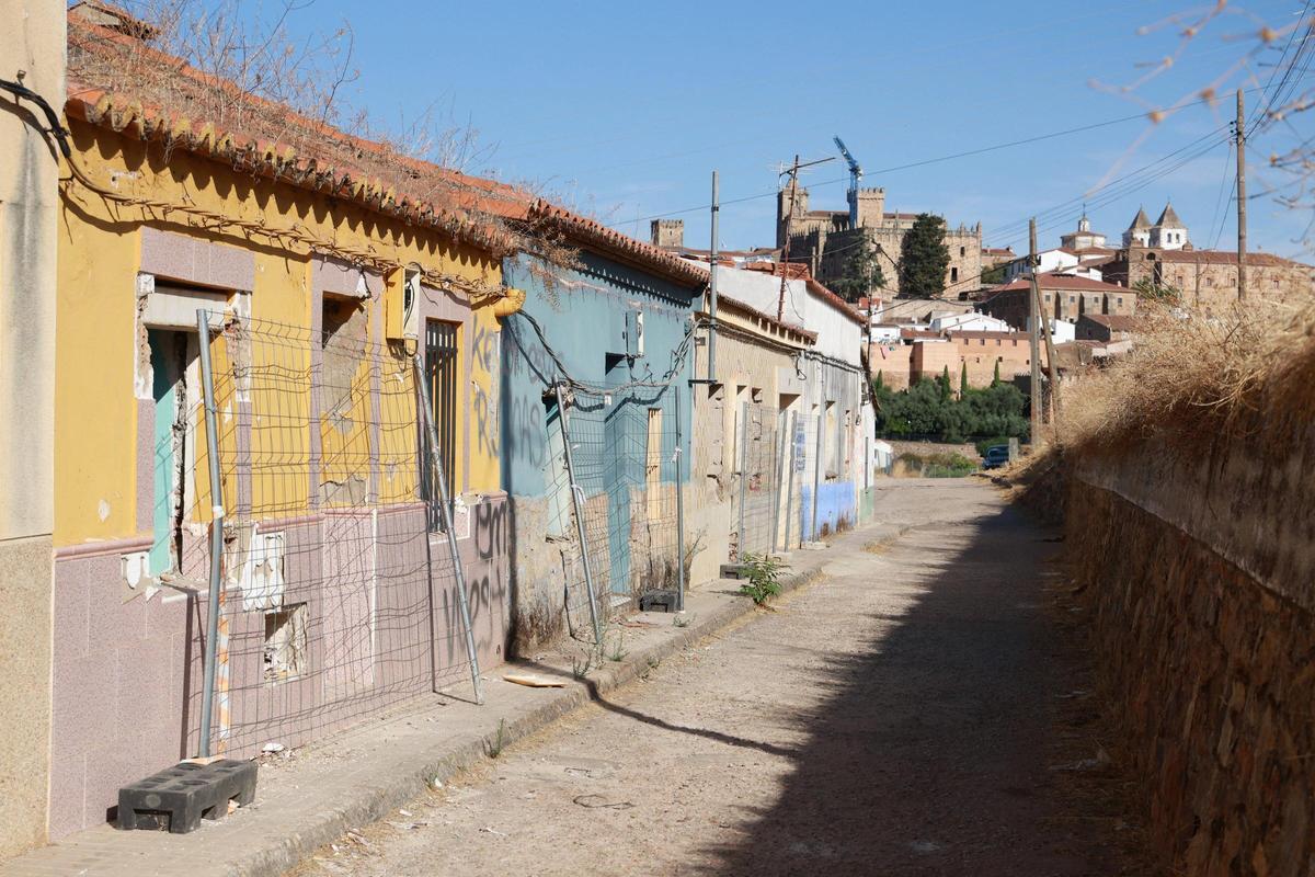 Estado de la calle Alto de Fuente Fría de Cáceres.