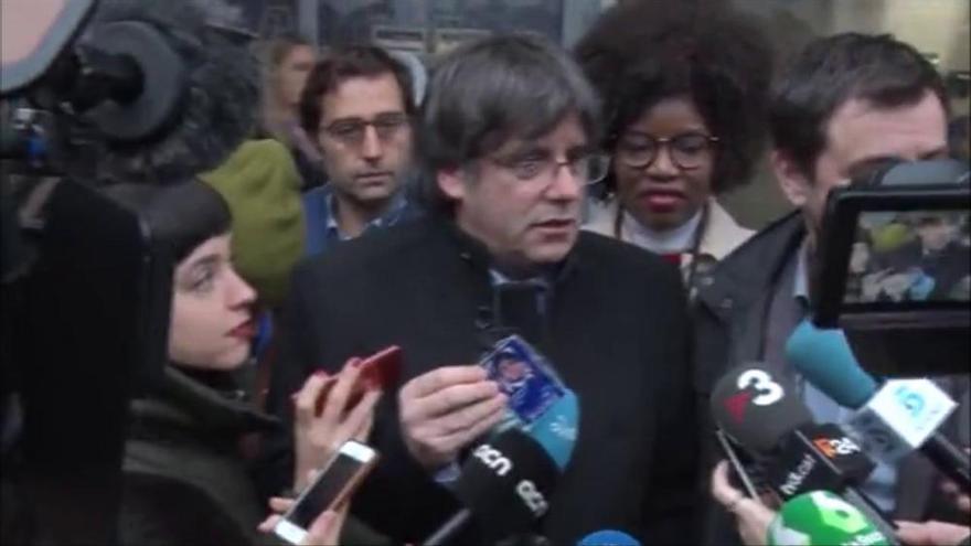 Puigdemont critica no haver pogut recollir l'acreditació com a eurodiputat abans