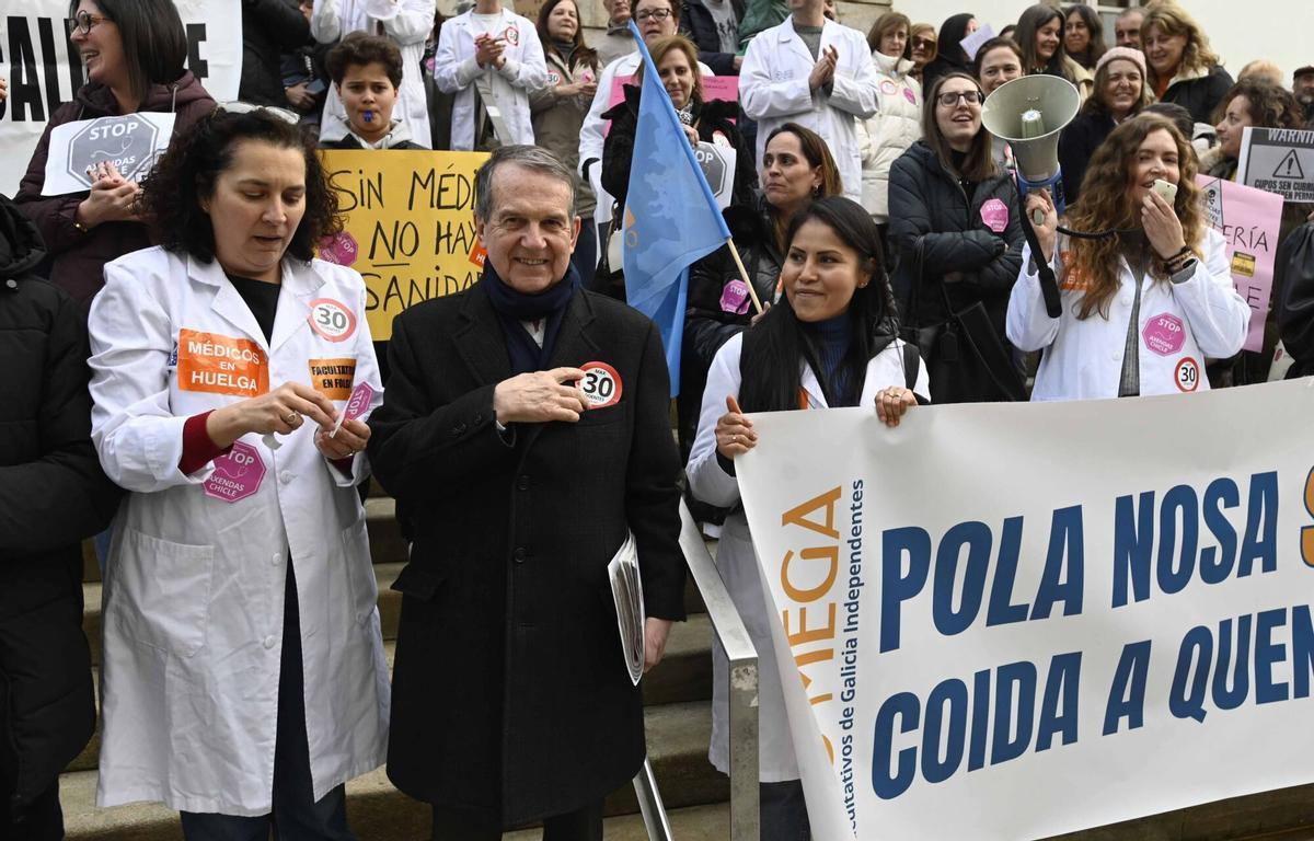 VIGO. MANIFESTACION MEDICOS SANIDADE PUBLICA. MARCO