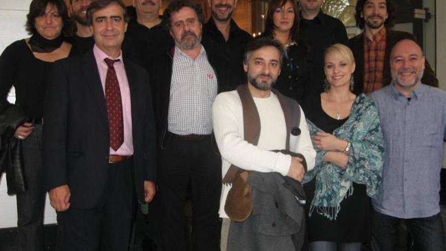 El equipo de ´La bohème´, ayer en el Teatre Principal.