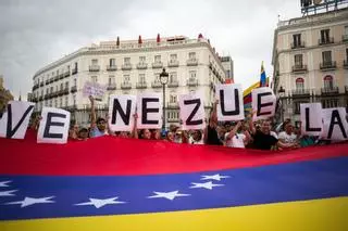 Líderes de la oposición venezolana se manifiestan en Bogotá