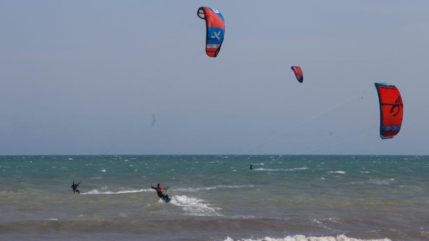 Climatología vincula la &quot;baja&quot; temperatura del mar de este junio con los contrastes climáticos esta semana