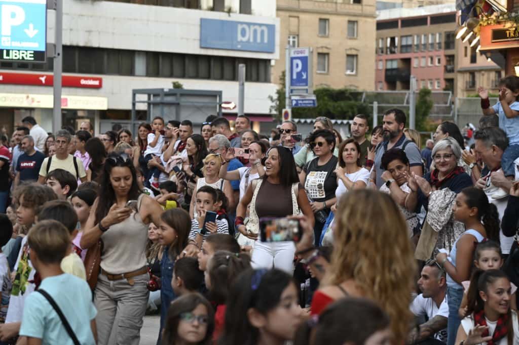 En imágenes | Primer día de las Fiestas del Pilar con las peñas y el pregón