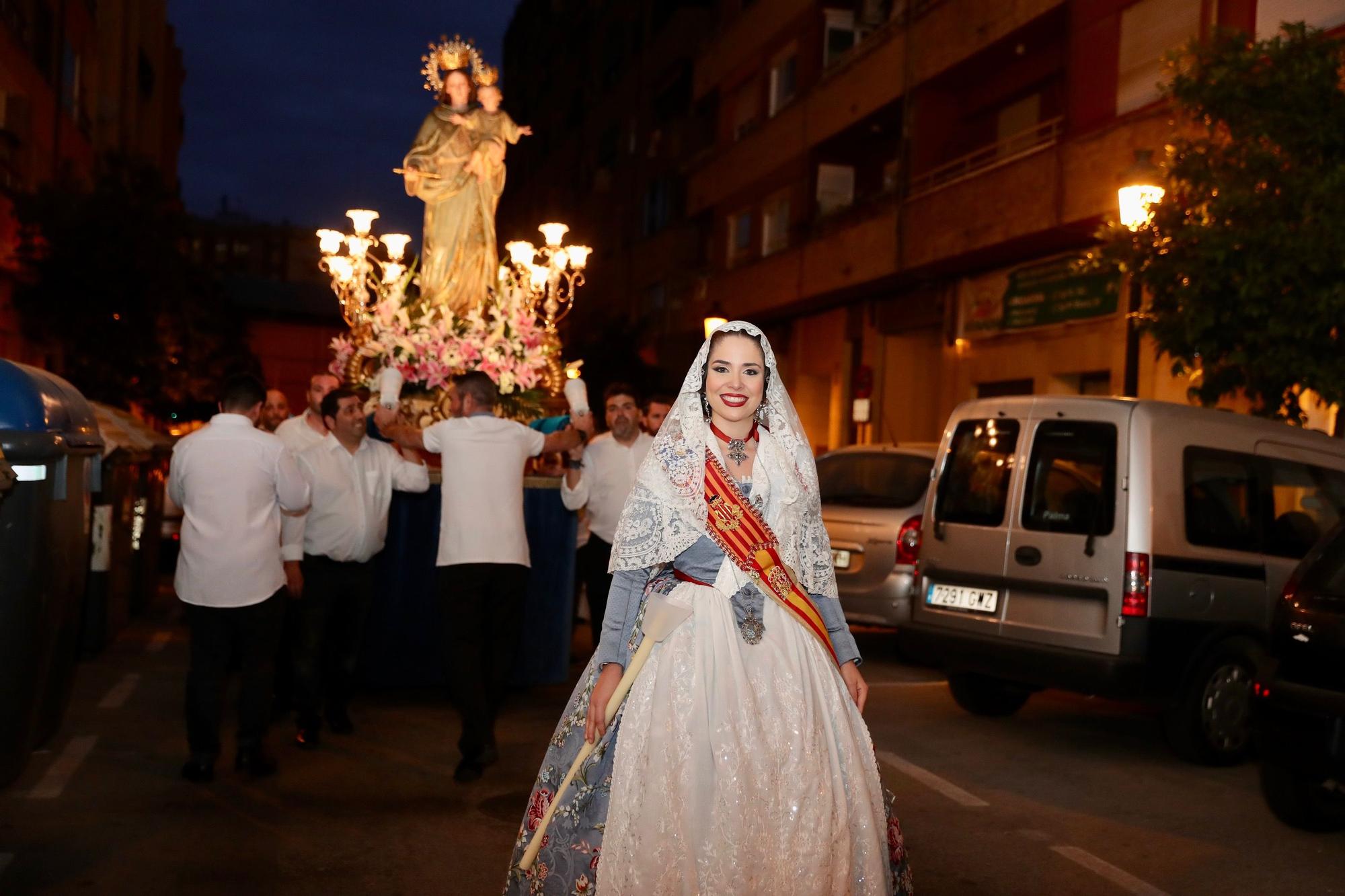 Temporada de Procesiones: Carmen, Nerea y las cortes, en la de María Auxiliadora