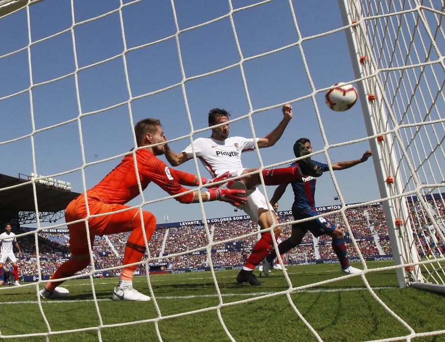 Levante 2-6 Sevilla, en imágenes