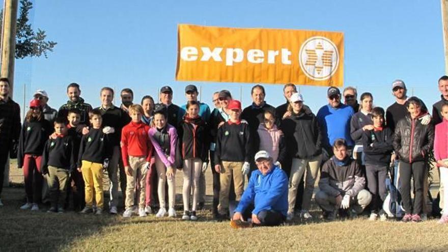 Participantes y premiados en este torneo celebrado en Elche.