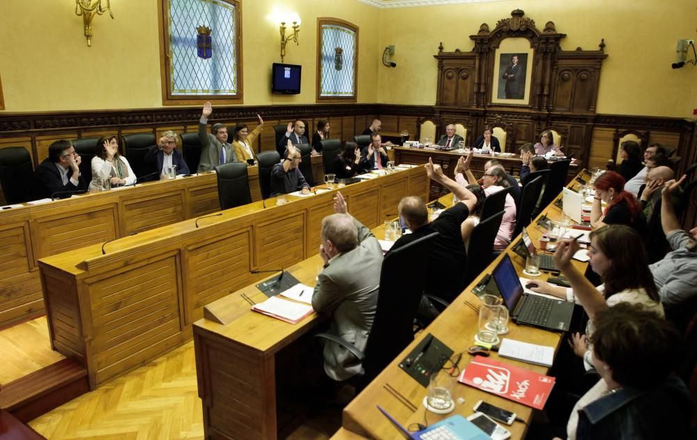 Pleno en el Ayuntamiento de Gijón