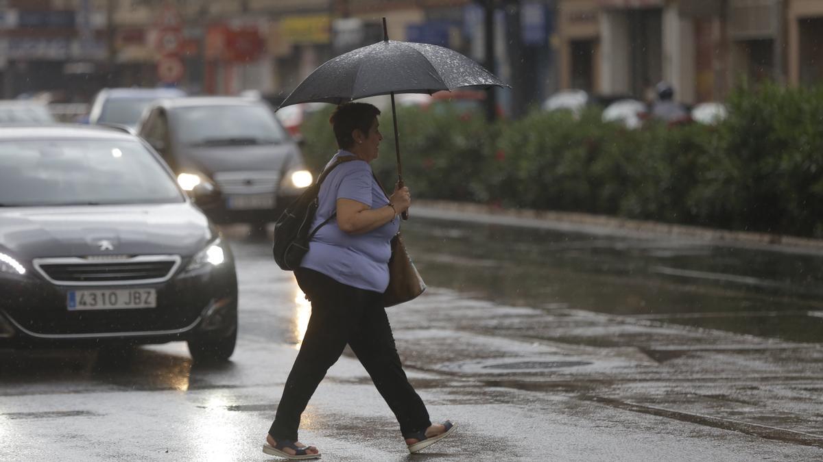 El tiempo en Valencia este lunes 4 de julio: alerta por mucho calor y tormentas con granizo.