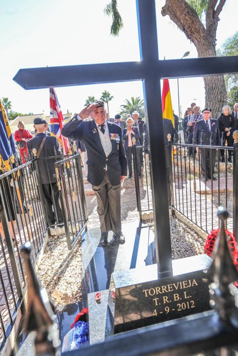 La comunidad británica de Torrevieja celebra el Po