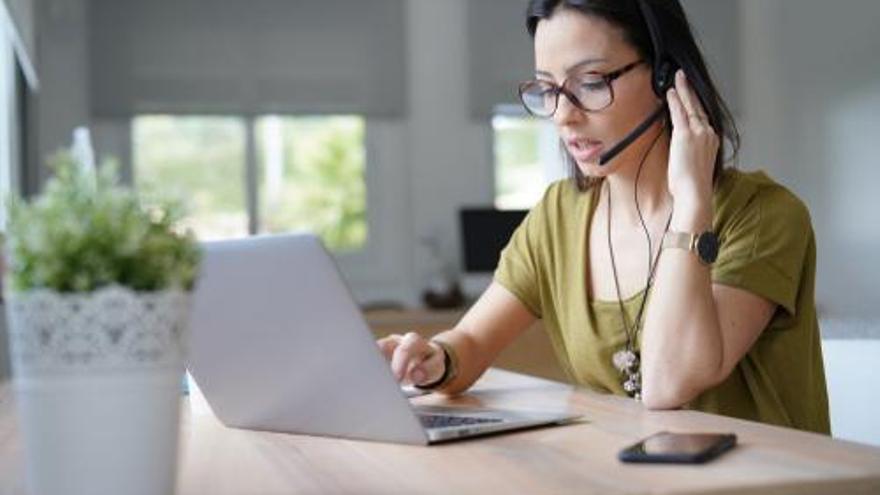 Todo aquel que quiera trabajar como teleoperador en Córdoba, aquí tiene su oportunidad