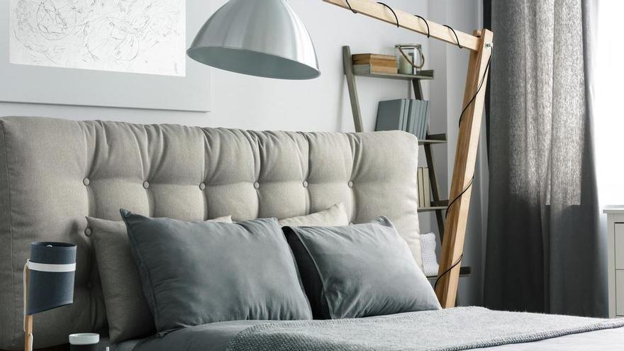 Adiós al cabecero de la cama: el invento de Ikea que sirve para todo