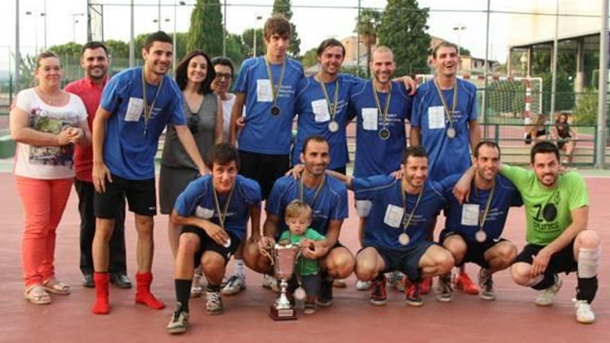 El polideportivo de Ontinyent alberga en las 24 horas  más de diez mil personas