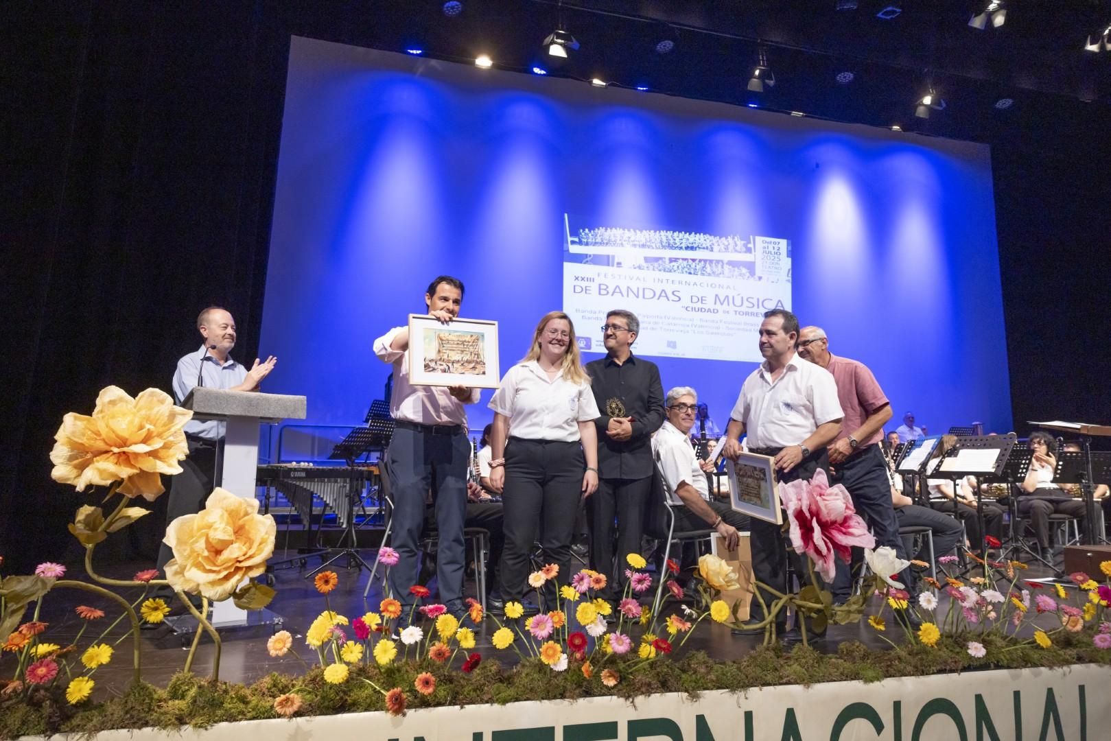 Las bandas de música de Paiporta y Catarroja, protagonistas del Festival Internacional de Bandas Ciudad de Torrevieja