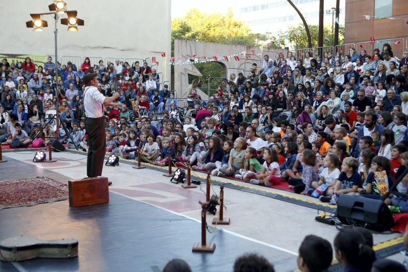 Espectáculo de circo en el Centro de Historias