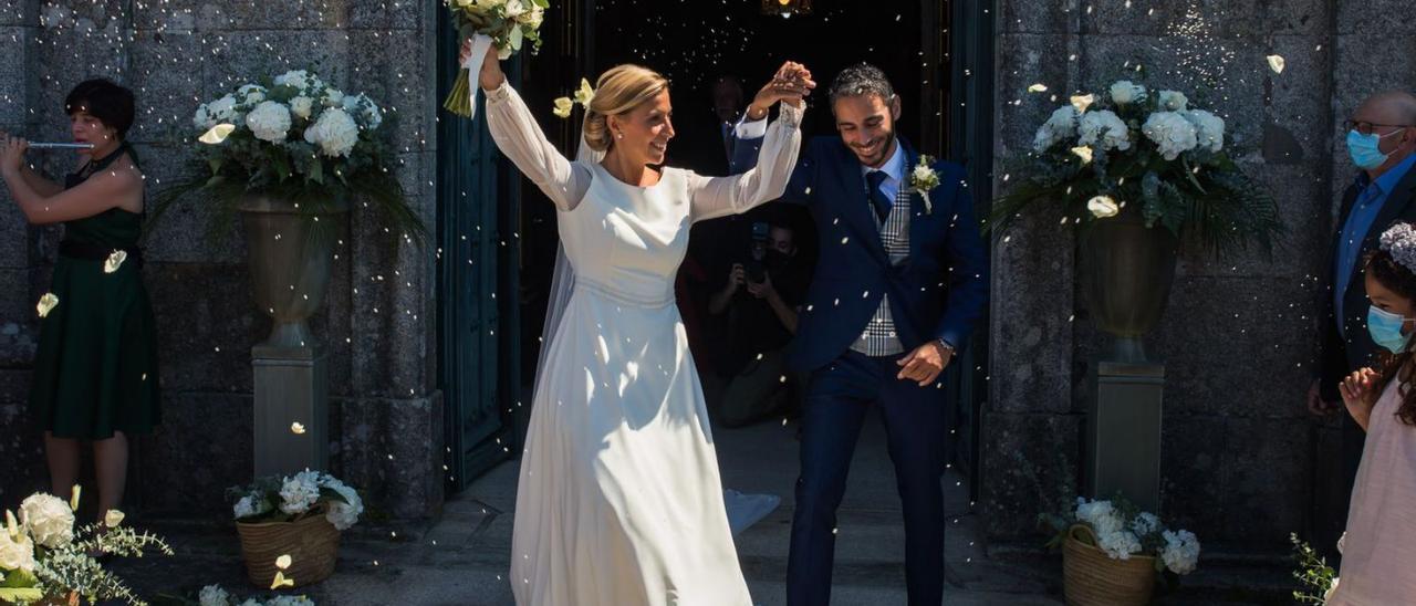 Estela y Pablo se casaron en agosto de 2021 en la parroquia de San Lourenzo de Salcidos, A Guarda.