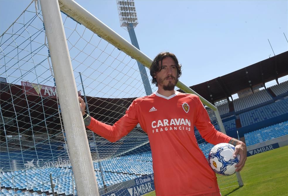 Presentación de Cristian Álvarez