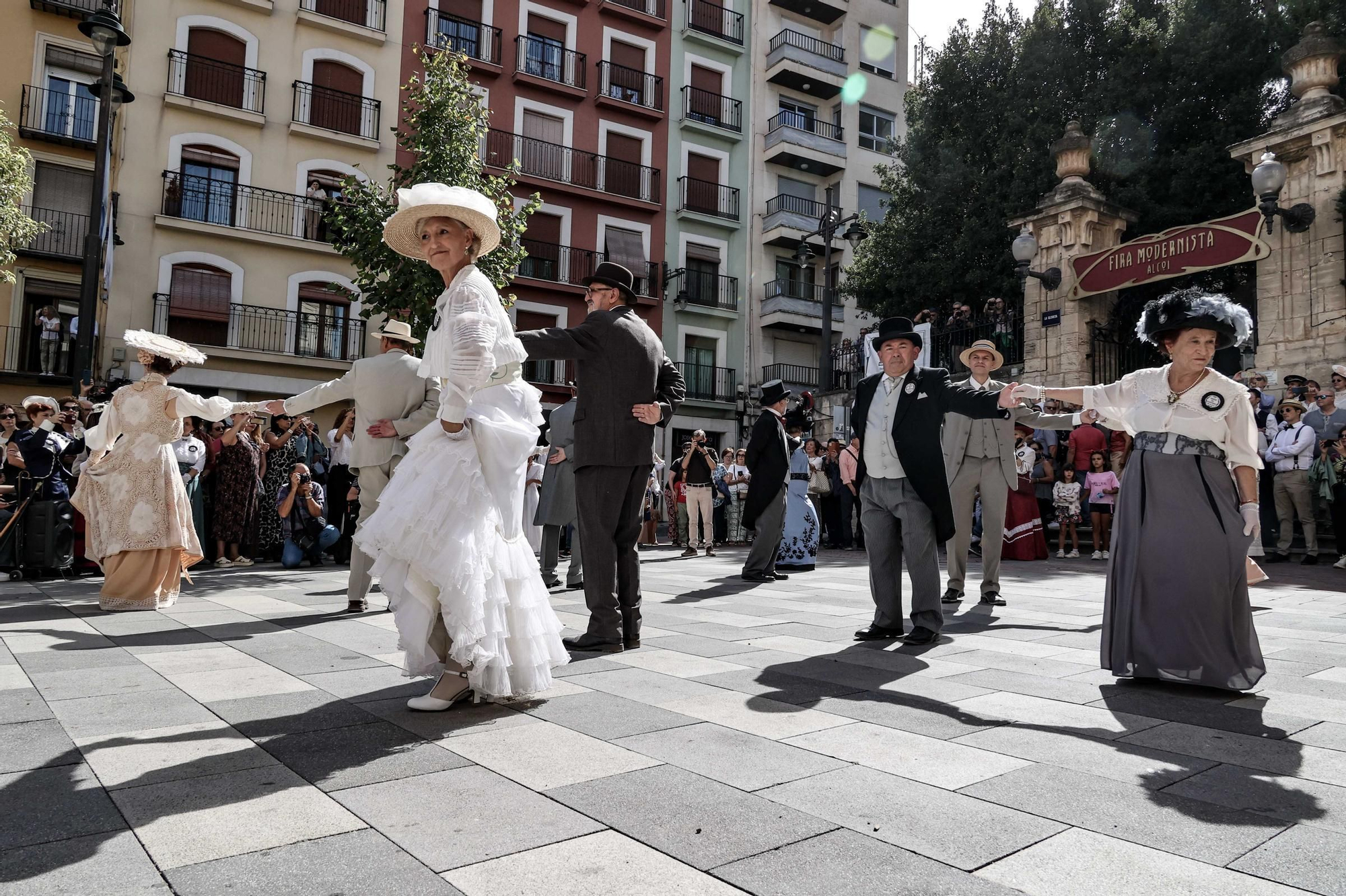 La Feria Modernista cierra su edición reafirmando a Alcoy como referente patrimonial