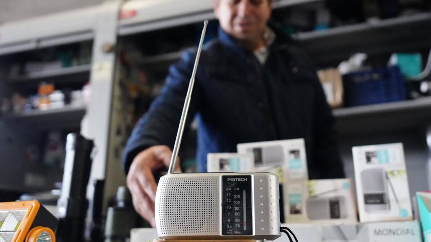 La venta de radios a pilas se dispara tras el apagón