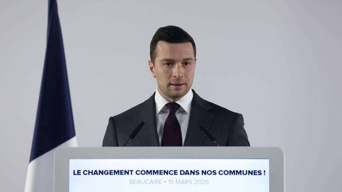 ELECCIONES FRANCIA | La ultraderecha reivindica una subida en las municipales francesas con baja participación