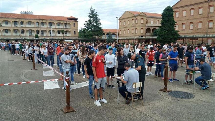 Casi 30.000 aspirantes se examinarán el fin de semana para ser guardia civil