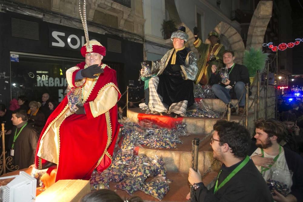 Desfile de los mensajeros reales en Alicante